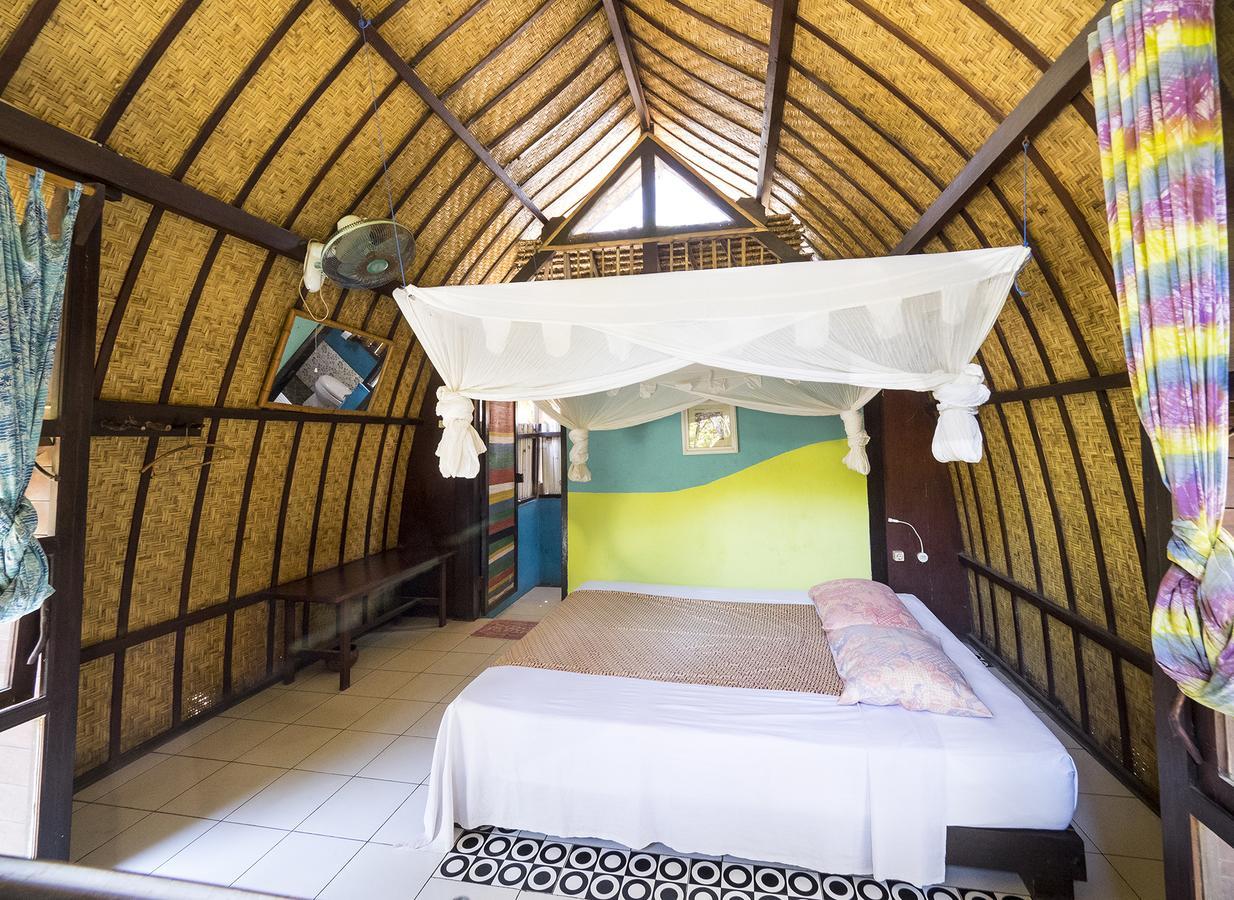 Woodstock Gili - Garden & Bungalows Gili Trawangan Exterior photo