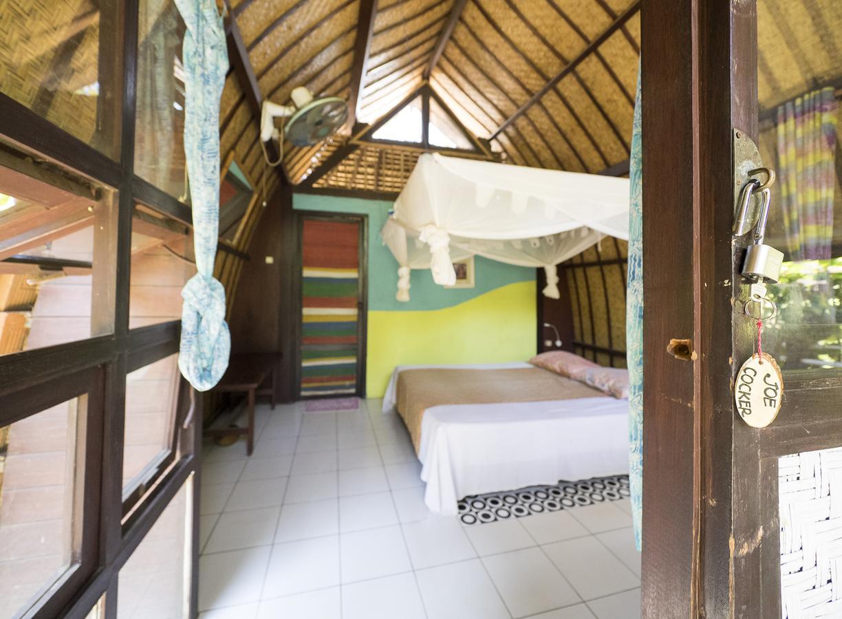 Woodstock Gili - Garden & Bungalows Gili Trawangan Exterior photo