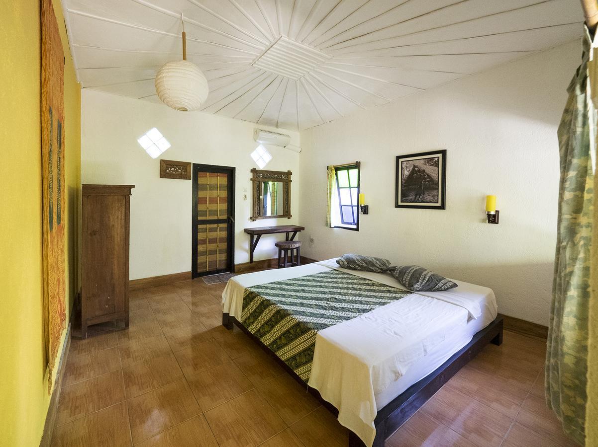 Woodstock Gili - Garden & Bungalows Gili Trawangan Exterior photo