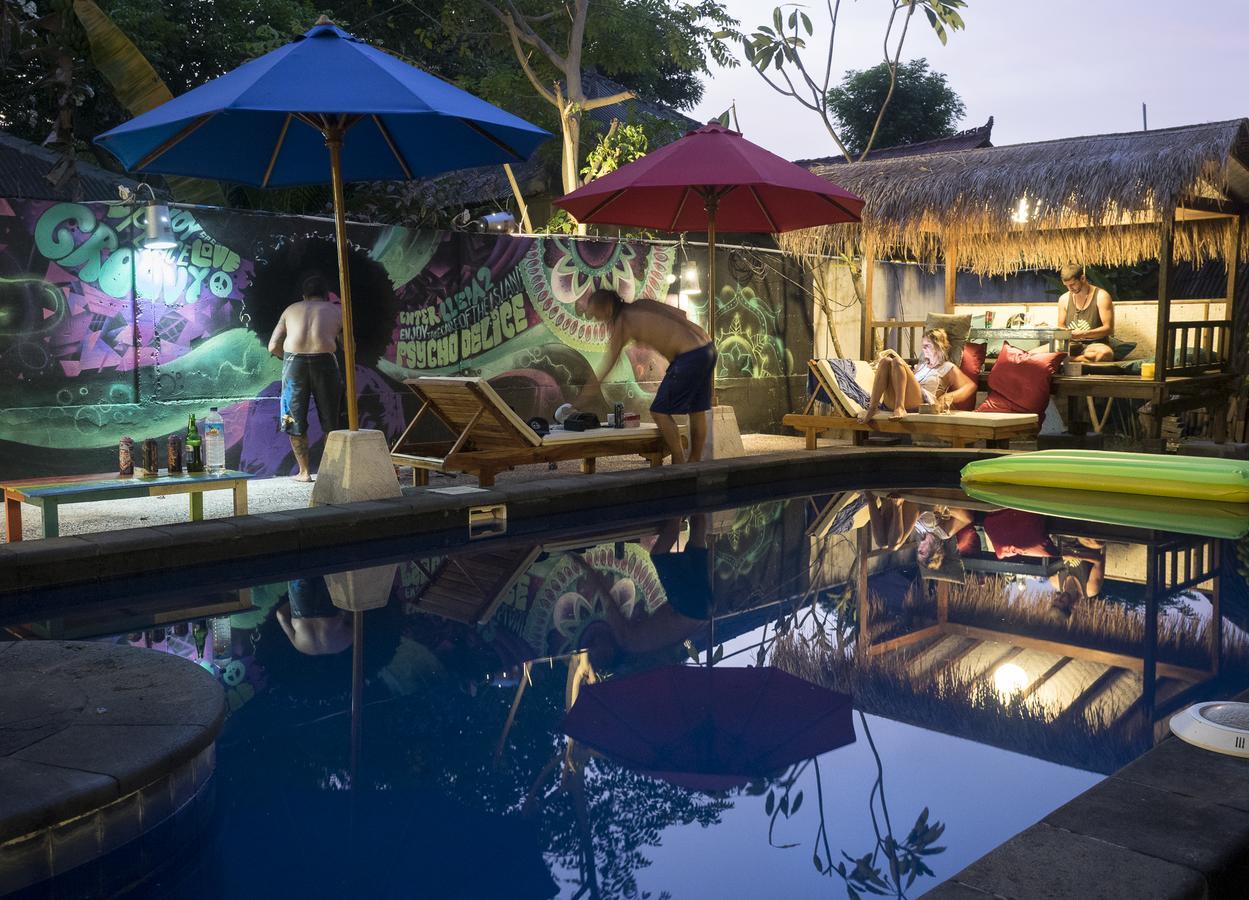 Woodstock Gili - Garden & Bungalows Gili Trawangan Exterior photo