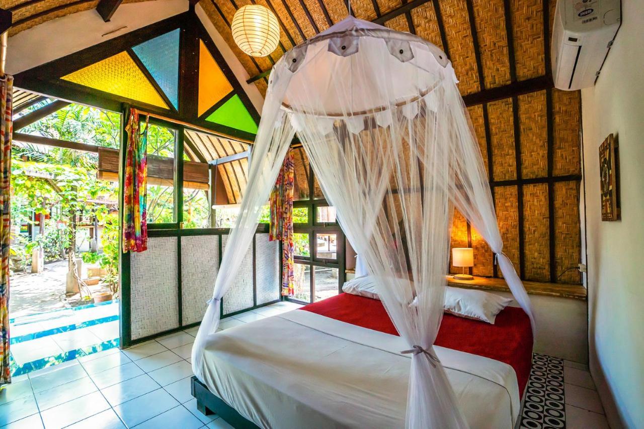 Woodstock Gili - Garden & Bungalows Gili Trawangan Exterior photo