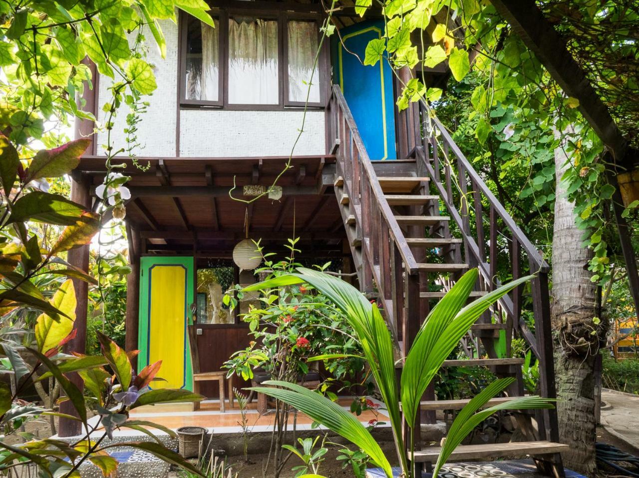 Woodstock Gili - Garden & Bungalows Gili Trawangan Exterior photo
