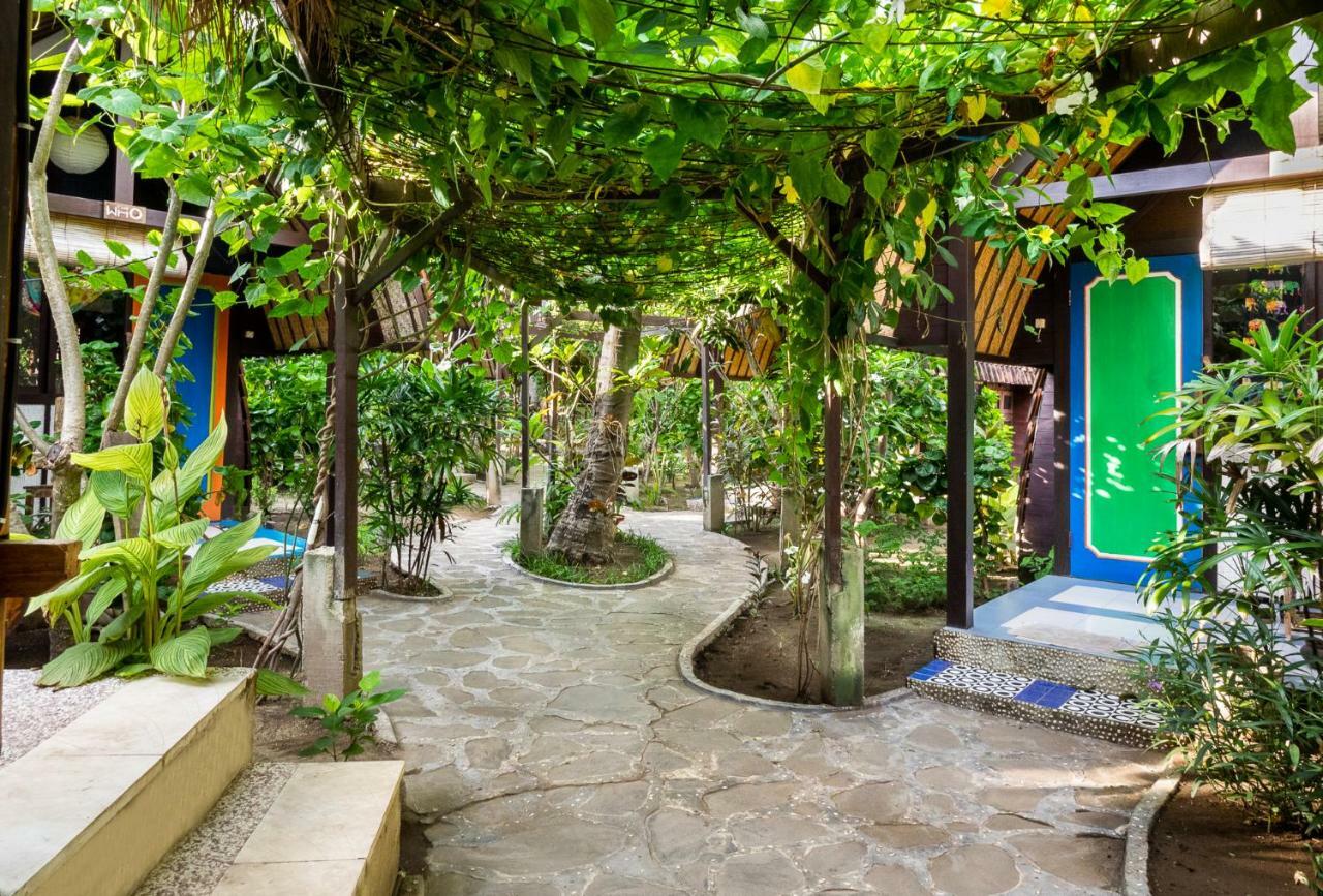 Woodstock Gili - Garden & Bungalows Gili Trawangan Exterior photo