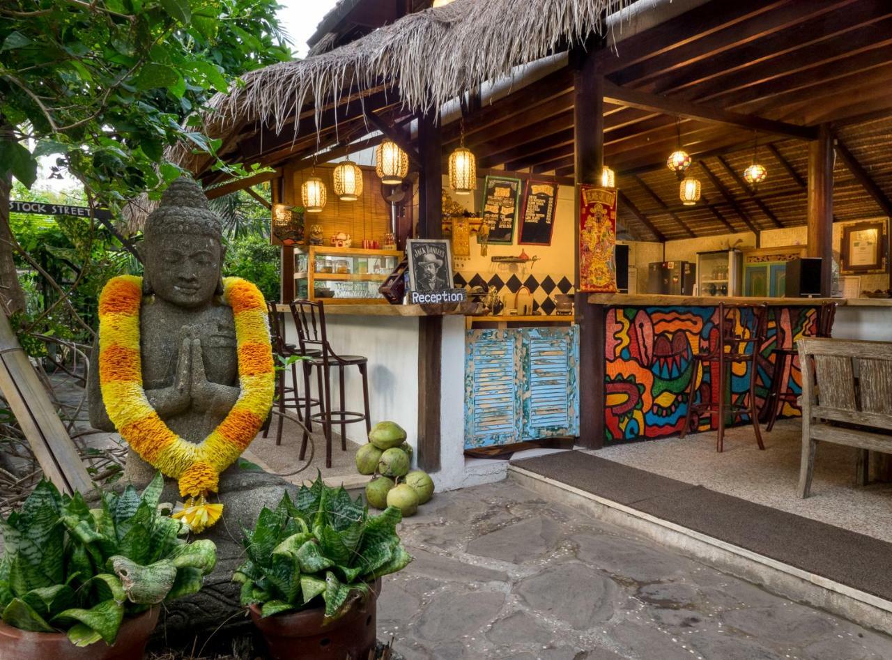 Woodstock Gili - Garden & Bungalows Gili Trawangan Exterior photo